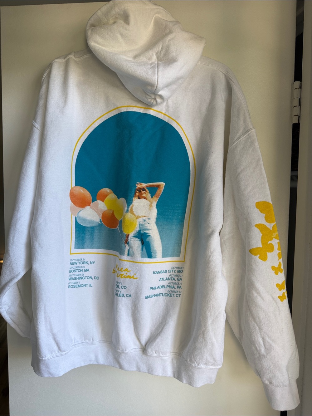 Kelsey Ballerini  Heartfirst Tour Sweatshirt Size 2XL